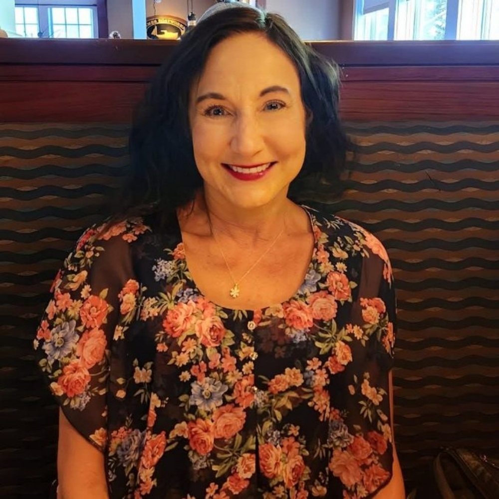 Meet your Posher, Carol